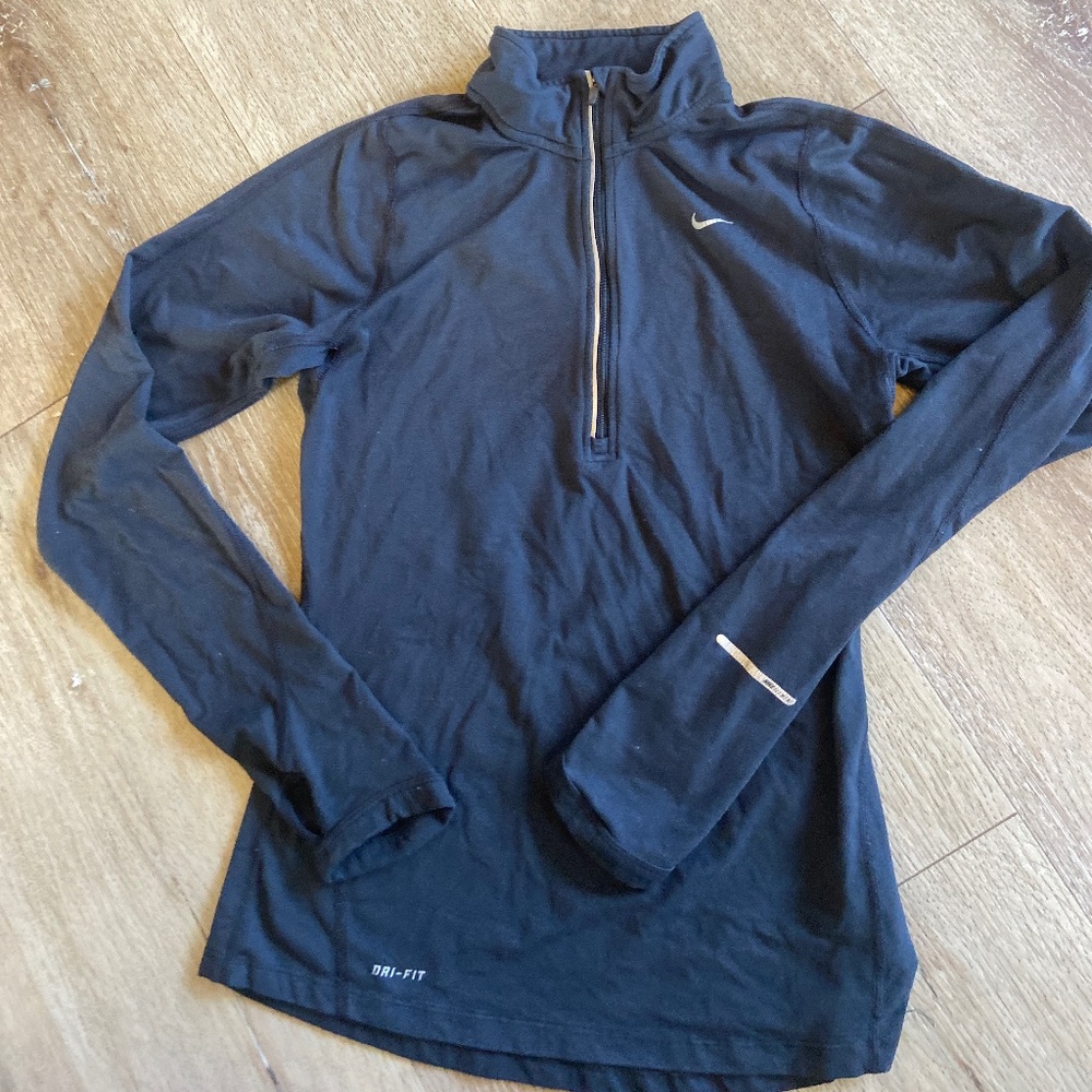 Black Nike Dry fit